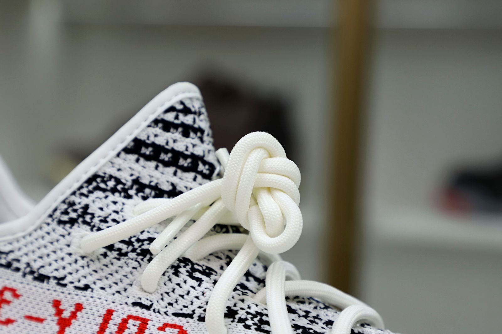 YEEZY BOOST 350 V2 'ZEBRA' - finekick.vip