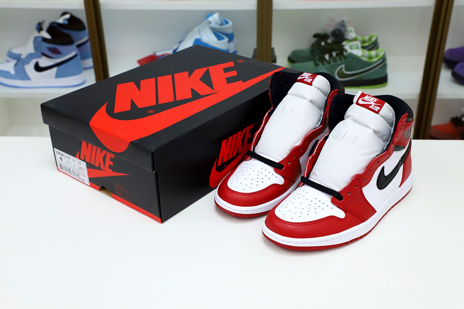 AIR JORDAN 1 RETRO HIGH OG 'CHICAGO' 2015 - finekick.vip