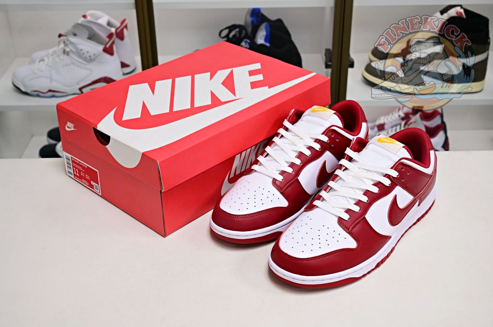 Nike Dunk Low Retro