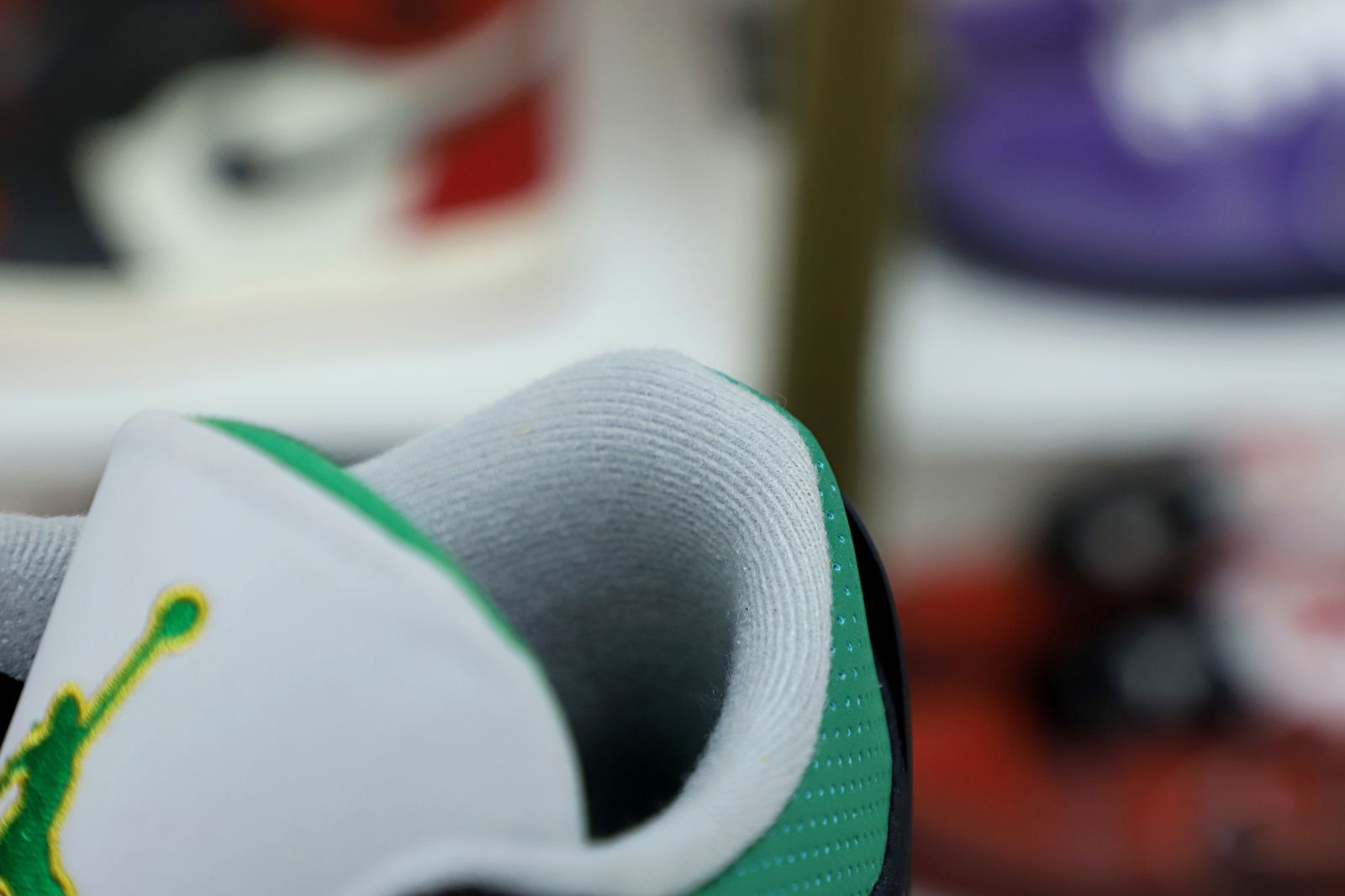 AIR JORDAN 3 PINE GREEN - finekick.vip