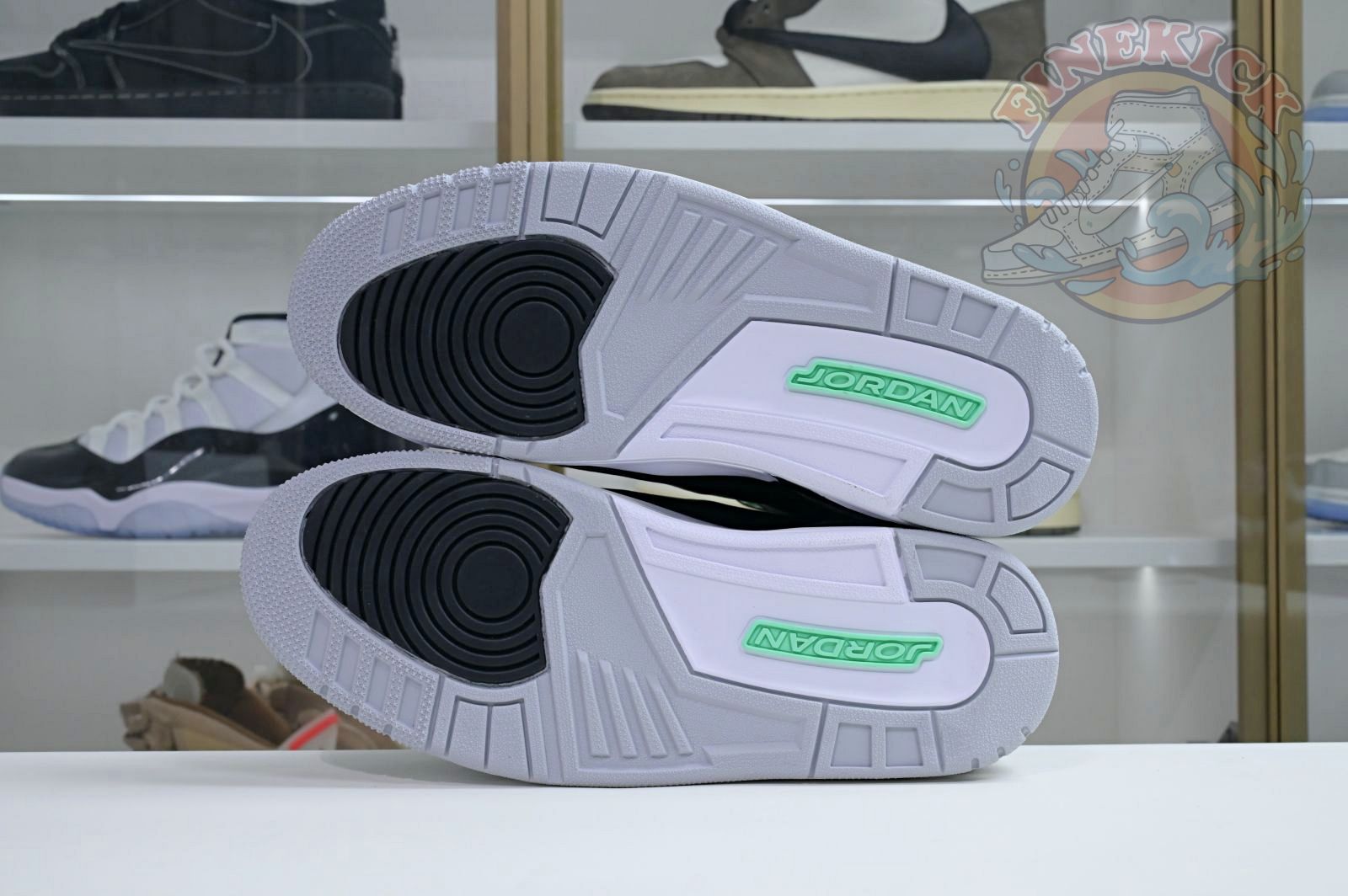 Air Jordan 3 Green Glow - finekick.vip