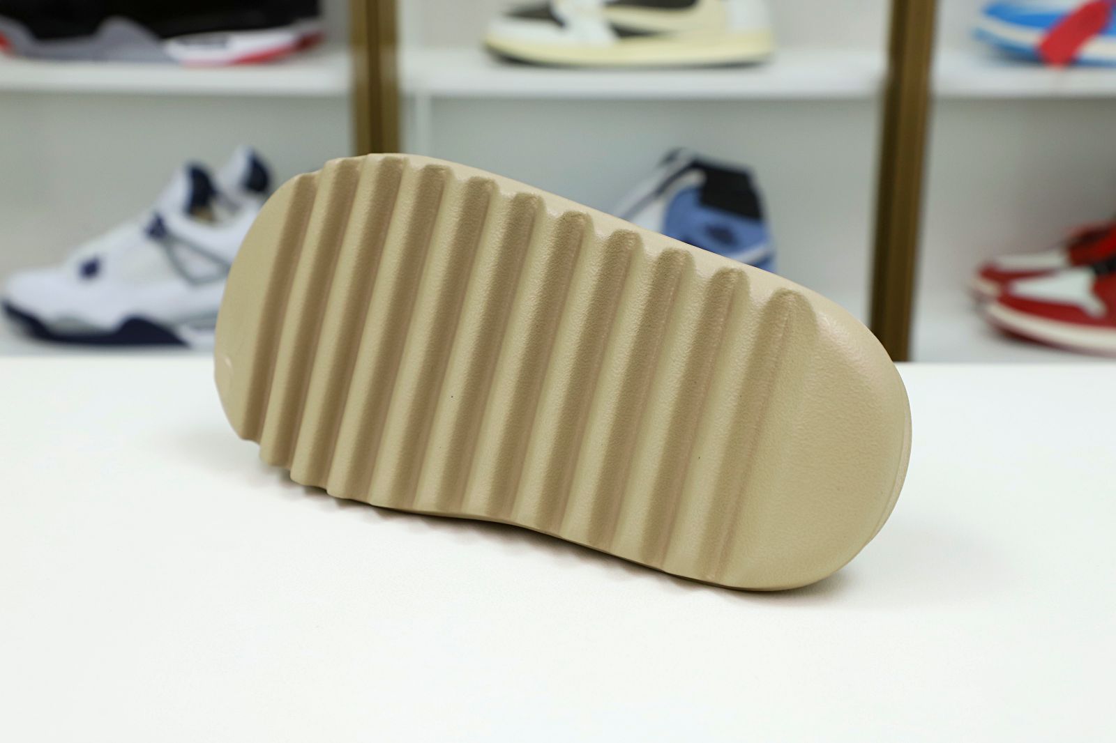 YEEZY SLIDES GW1934 - finekick.vip