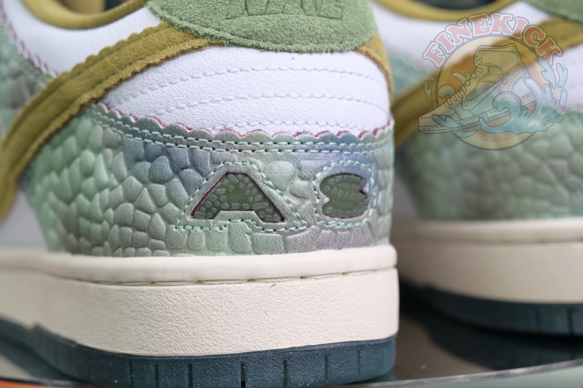 Alexis Sablone x Nike Dunk SB Low - finekick.vip