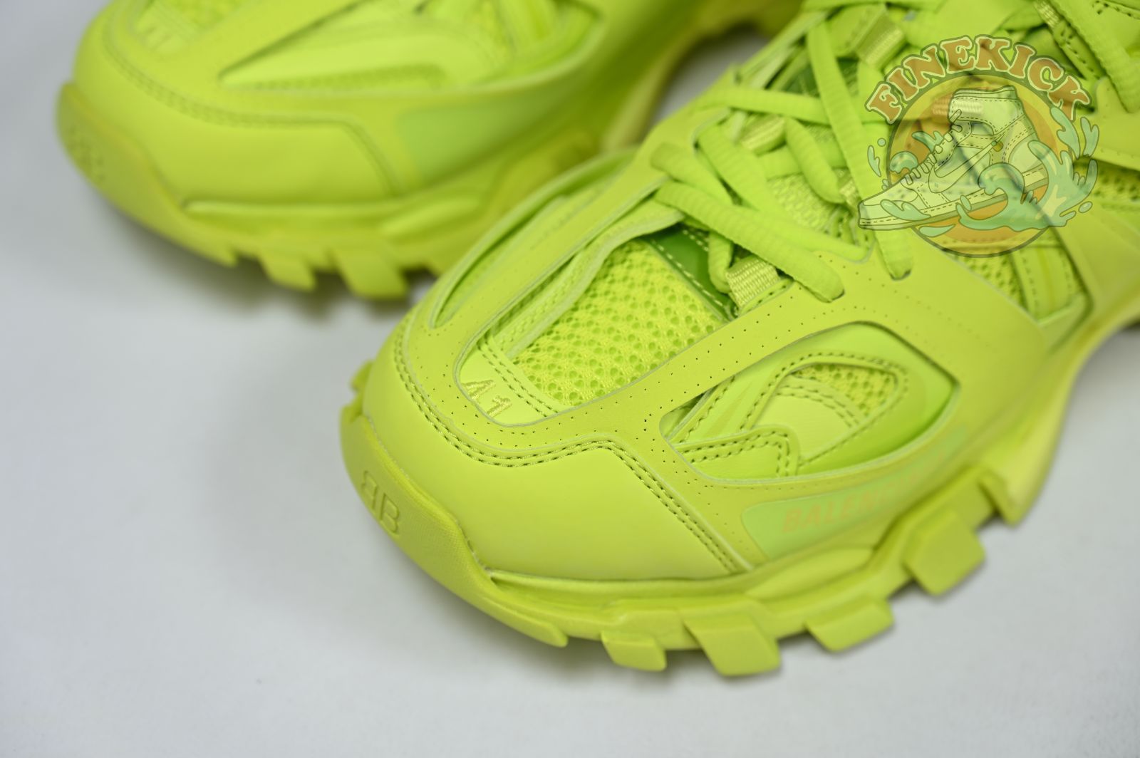 Balenciaga BLGA  Track(LED) - finekick.vip