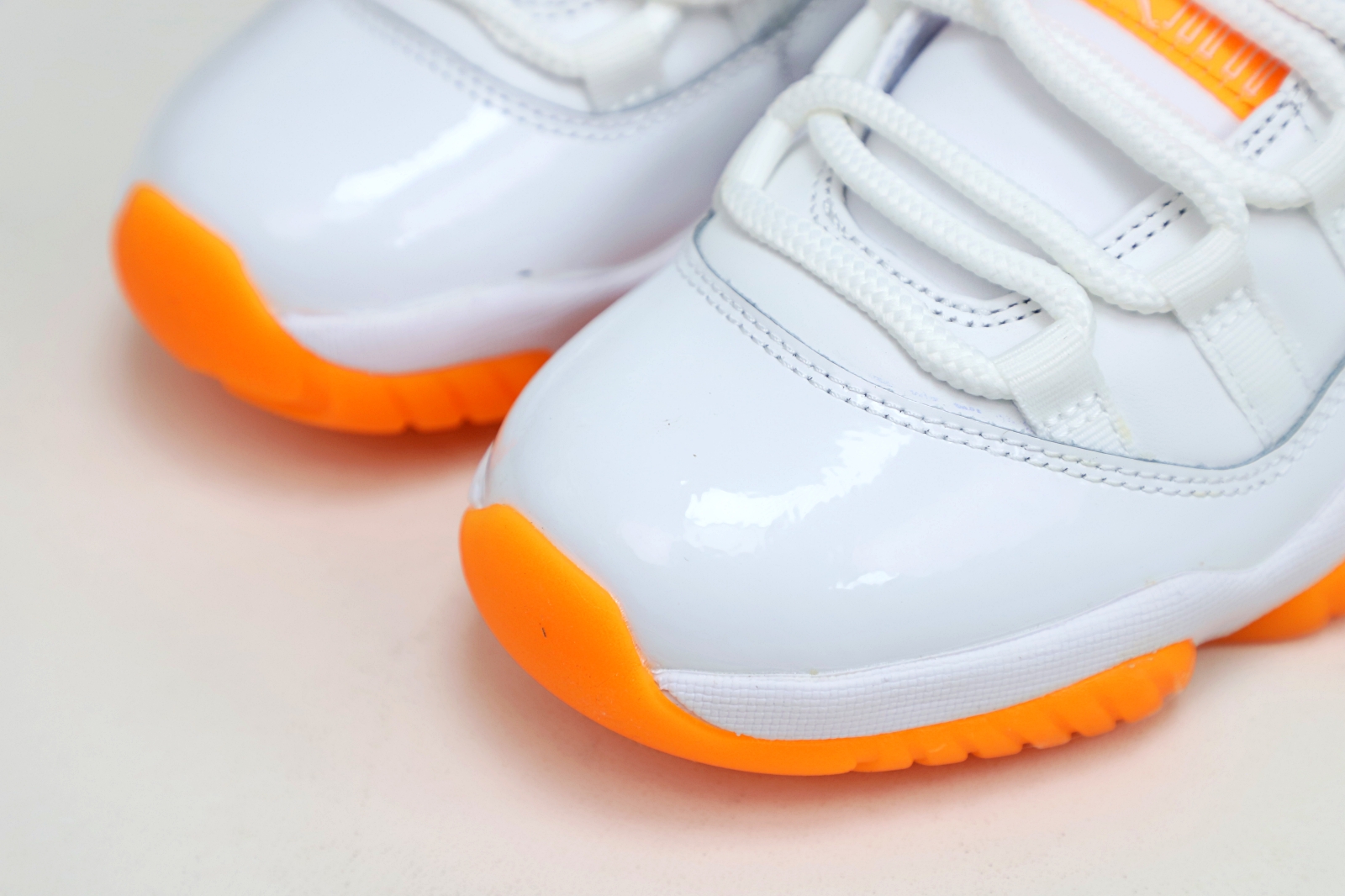 WMNS AIR JORDAN 11 RETRO LOW 'BRIGHT CITRUS' - finekick.vip