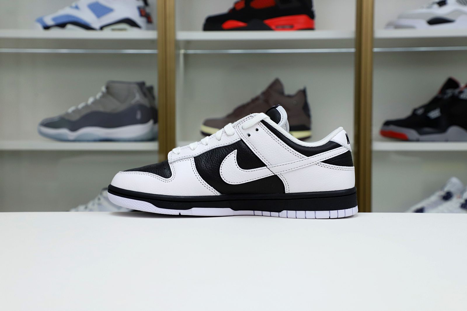 NIKE DUNK LOW RETRO REVERSE PANDA - FD9064-011 - finekick.vip