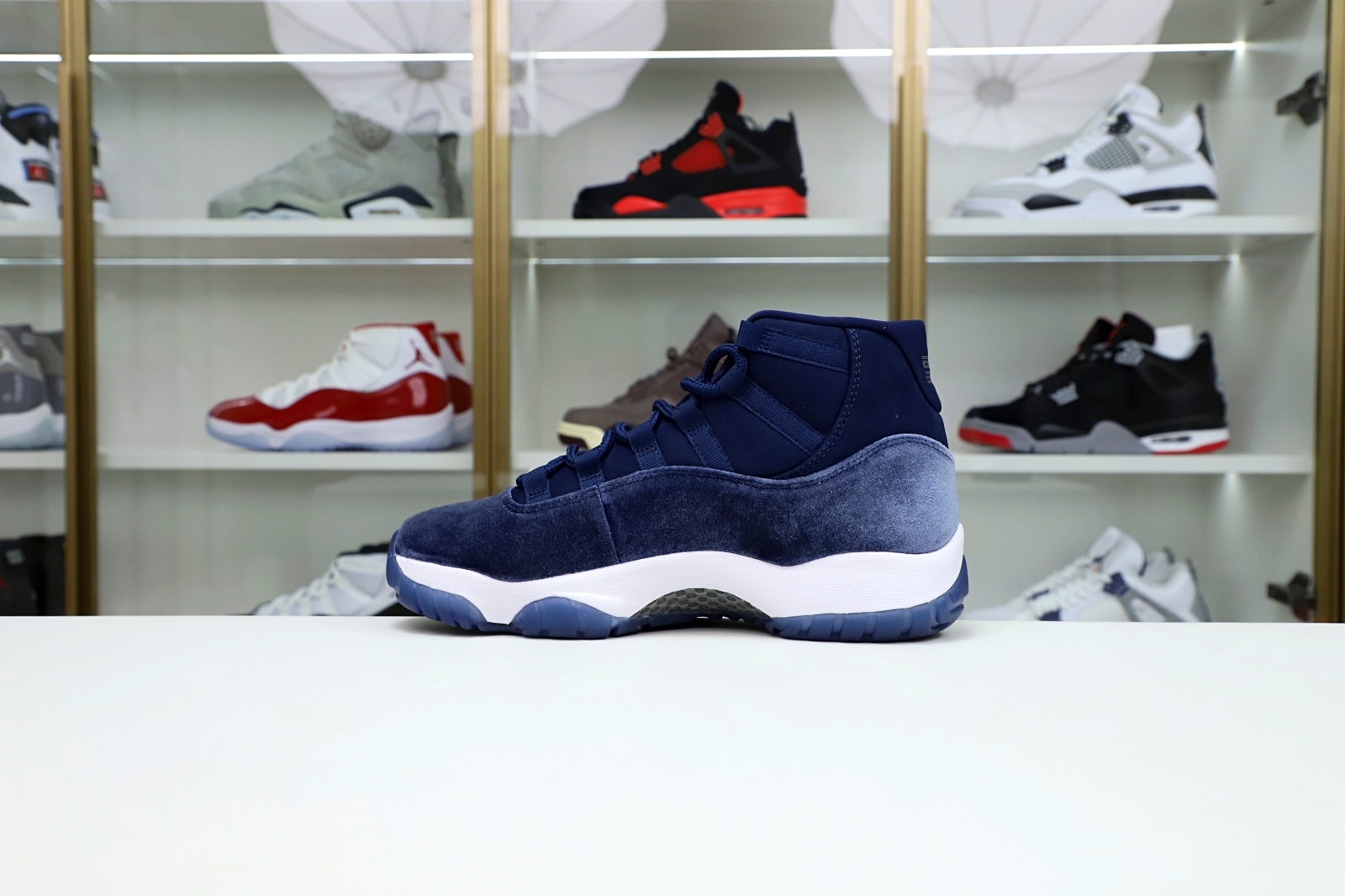 AIR JORDAN 11 RETRO MIDNIGHT NAVY - finekick.vip