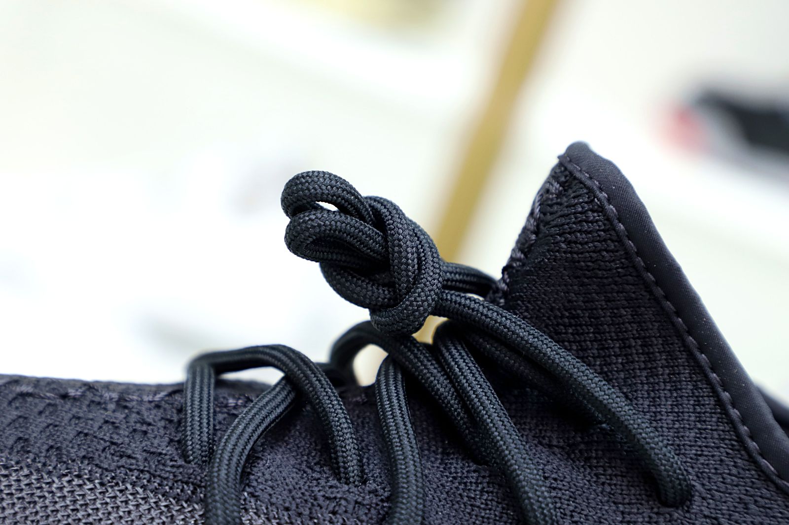 YEEZY BOOST 350 V2 ONYX - finekick.vip