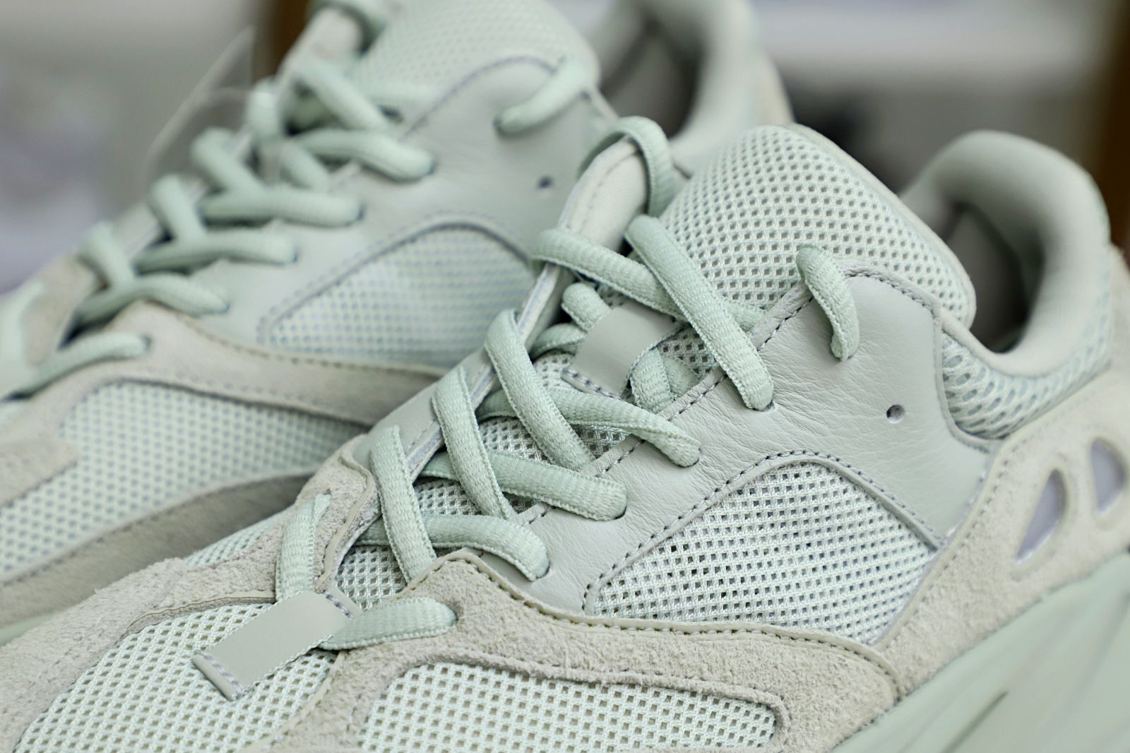 YEEZY BOOST 700 SALT - finekick.vip