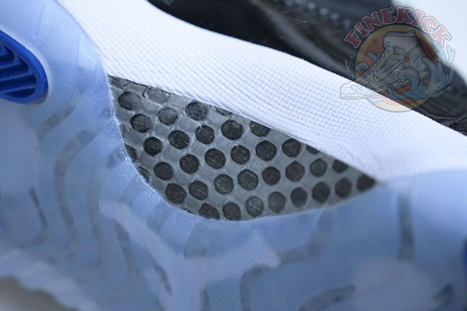 Air Jordan 11 Low