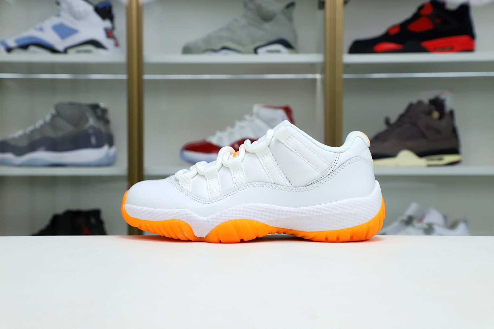 WMNS AIR JORDAN 11 RETRO LOW 'BRIGHT CITRUS' - finekick.vip
