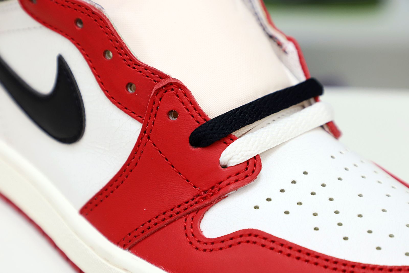 AIR JORDAN 1 REIMAGINED LOST AND FOUND “CHICAGO” 2022 - finekick.vip