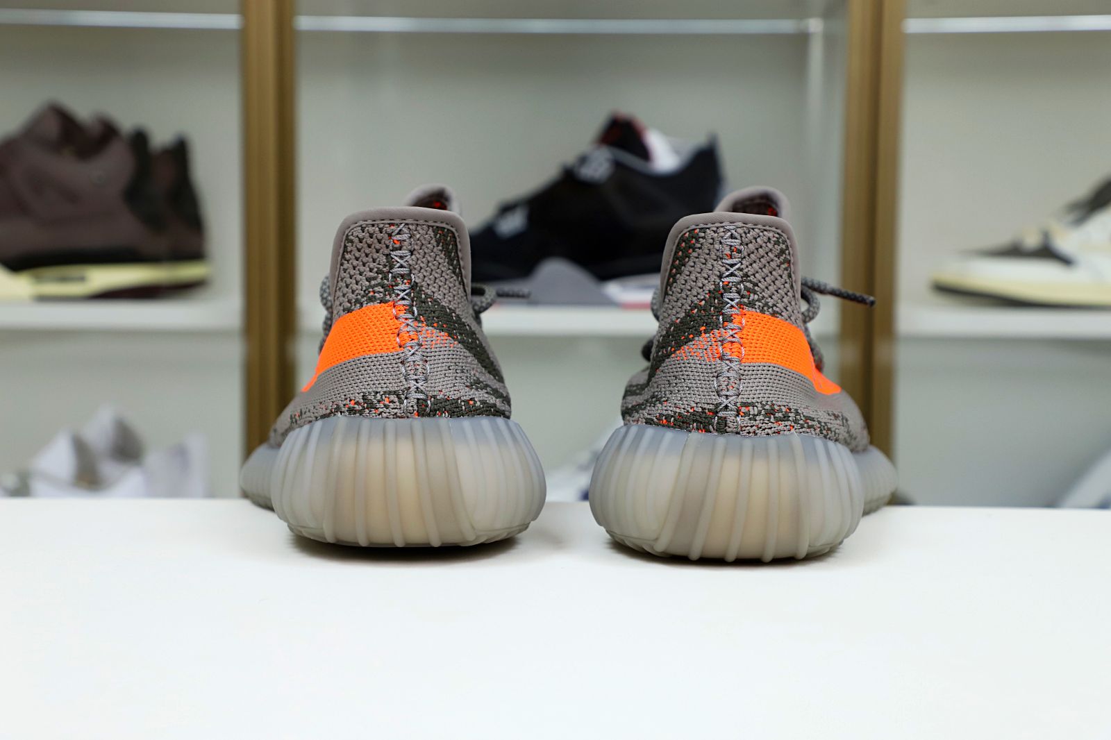 YEEZY BOOST 350 V2 'BELUGA' - finekick.vip