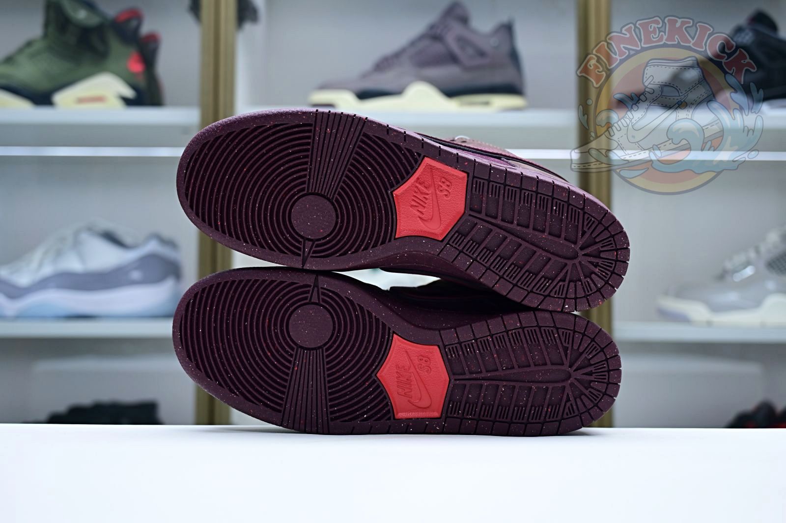 Nike Dunk SB Low - finekick.vip