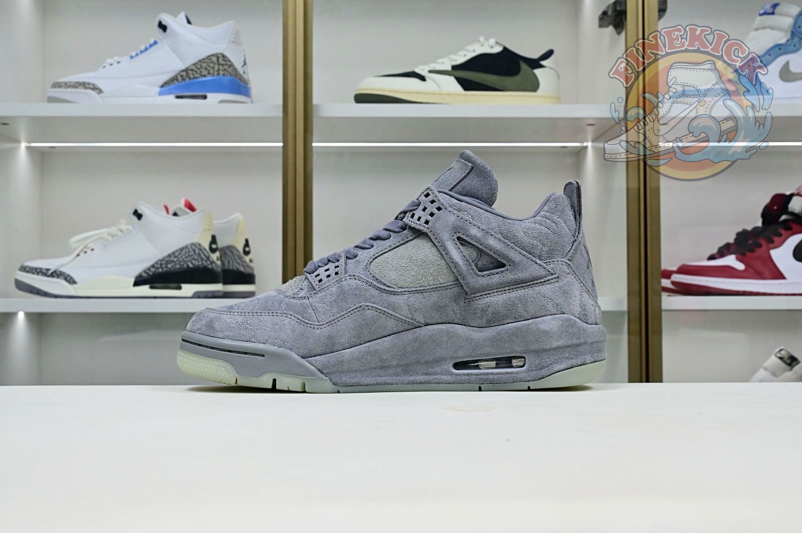 Air Jordan 4 retro kaws - finekick.vip