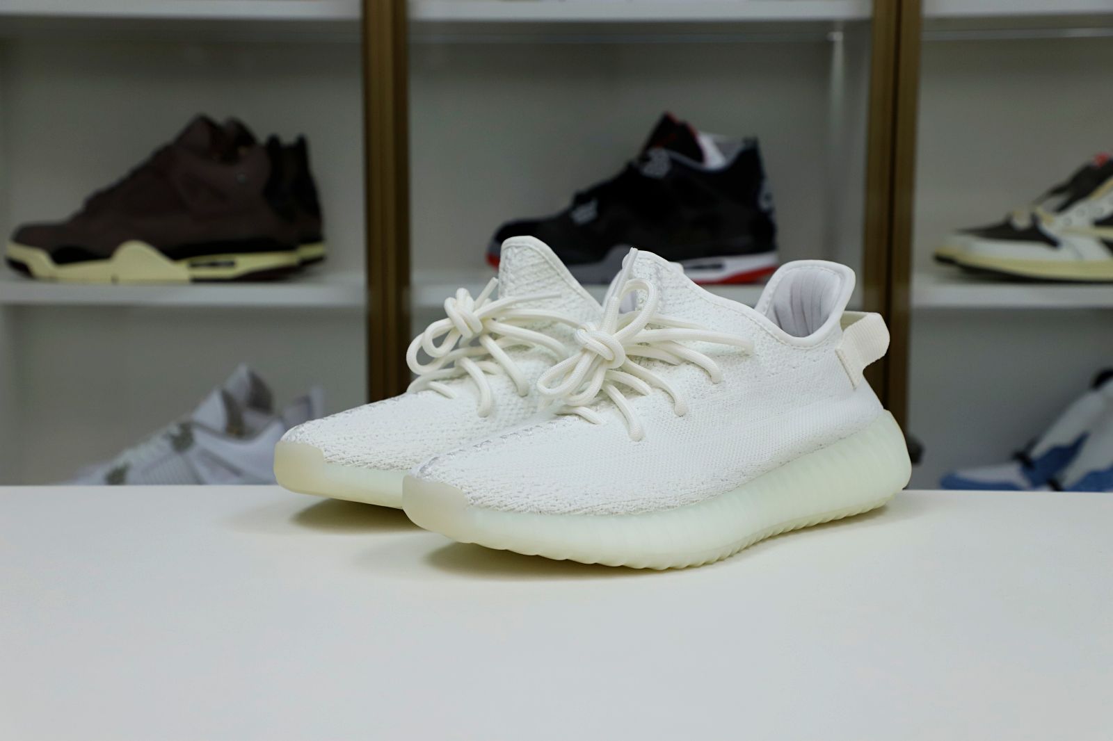 YEEZY BOOST 350 V2 'CREAM WHITE / TRIPLE WHITE' - finekick.vip