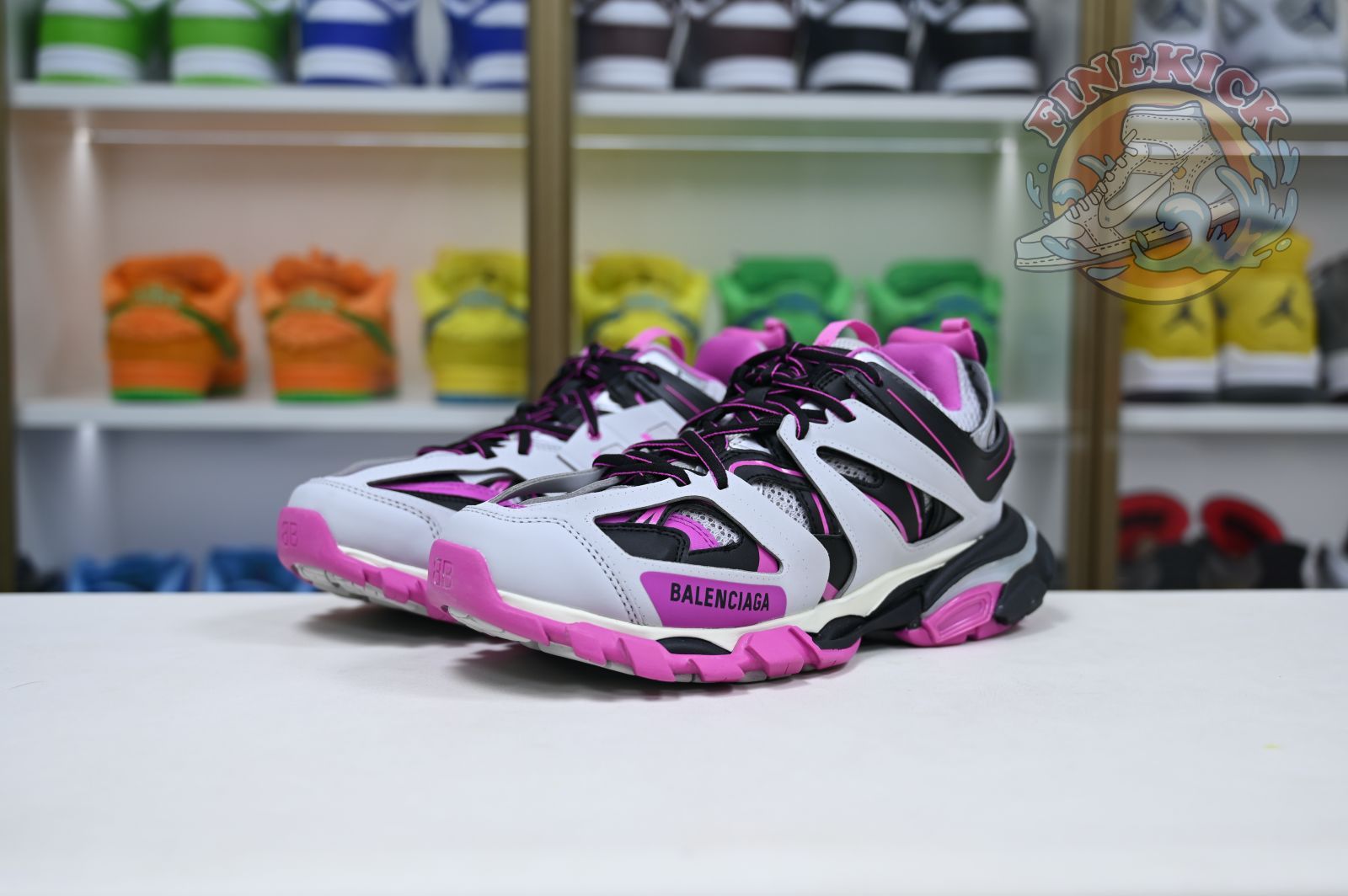 Balenciaga BLGA  Track(LED) - finekick.vip