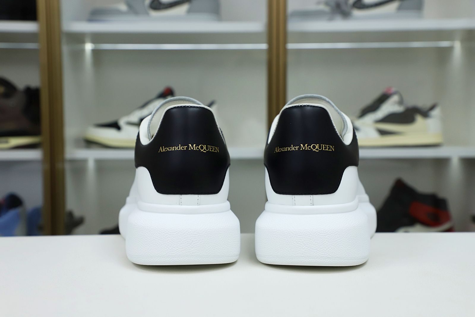 ALXNDER MC MCQUE*N WHITE SMOOTH - finekick.vip