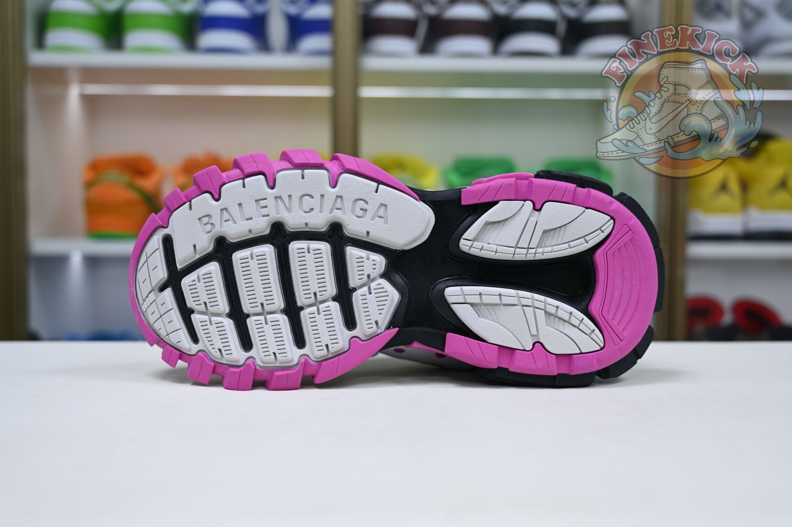 Balenciaga BLGA  Track(LED) - finekick.vip
