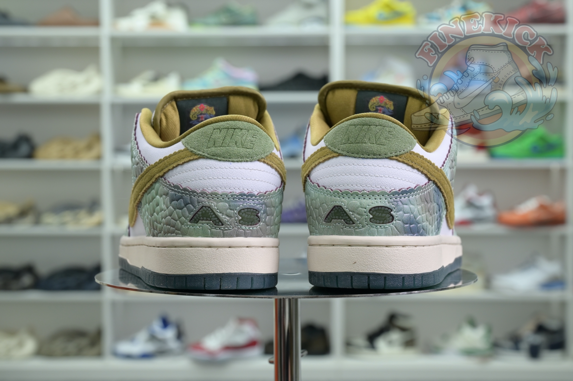 Alexis Sablone x Nike Dunk SB Low - finekick.vip