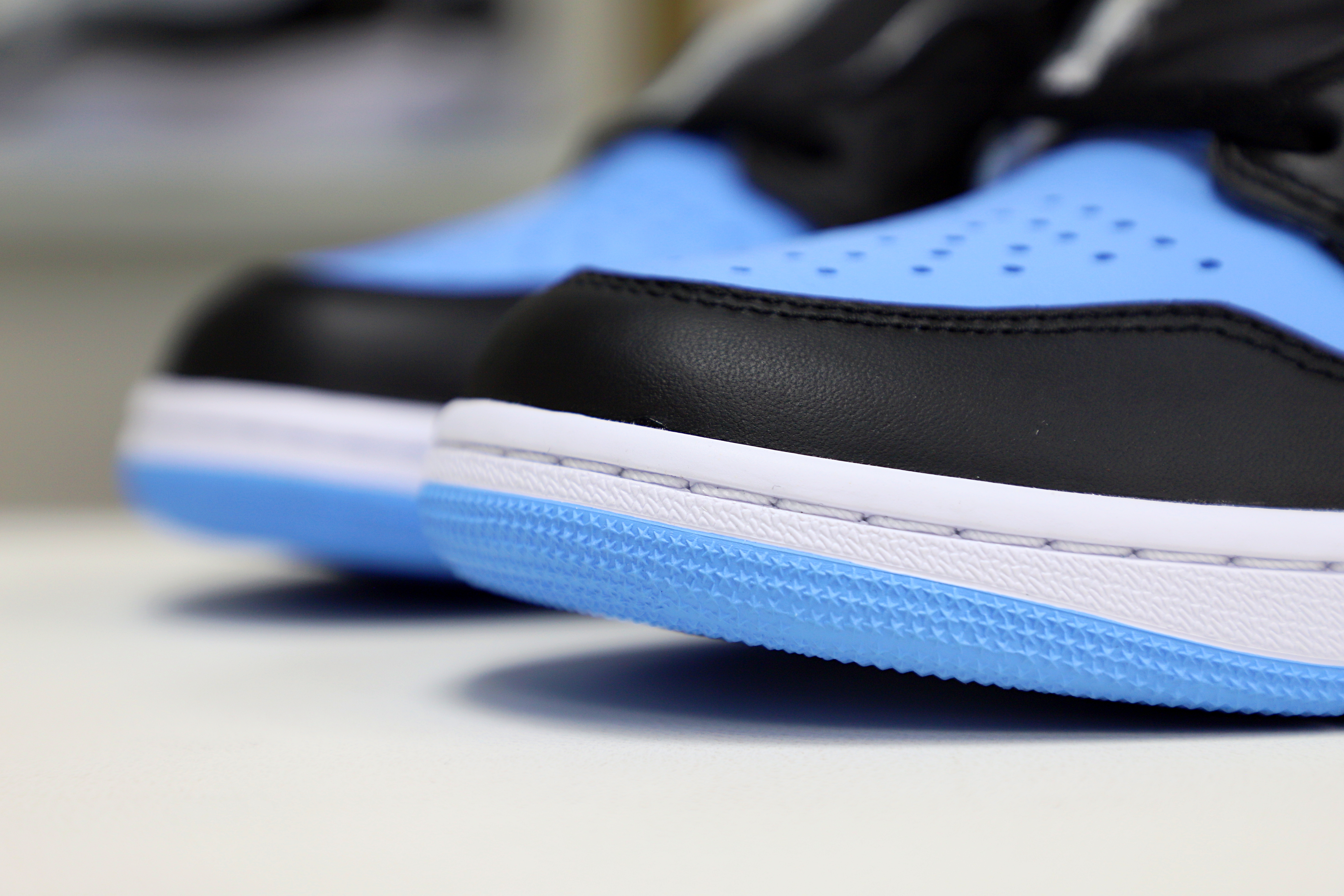 Air Jordan 1 High OG“University Blue - finekick.vip