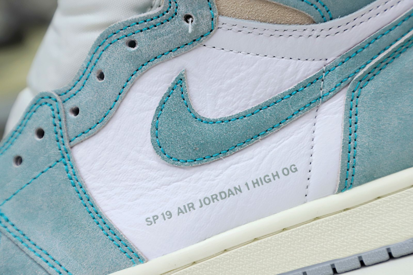 AIR JORDAN 1 RETRO HIGH OG 'TURBO GREEN' - finekick.vip