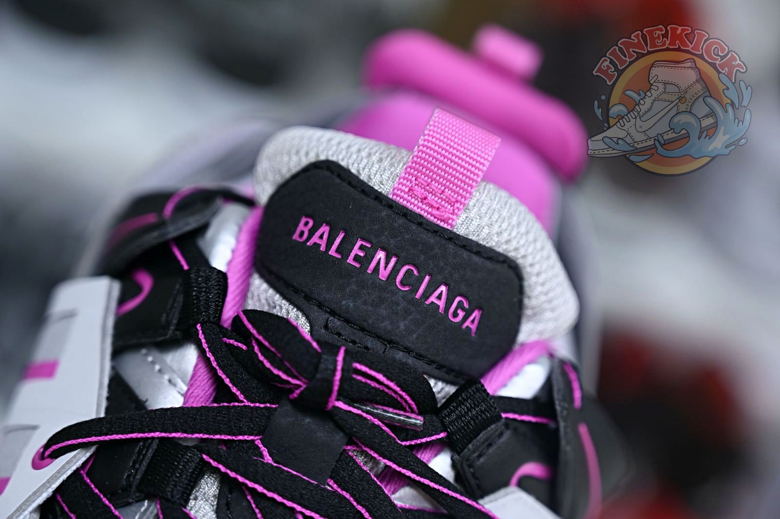 Balenciaga BLGA  Track(LED) - finekick.vip