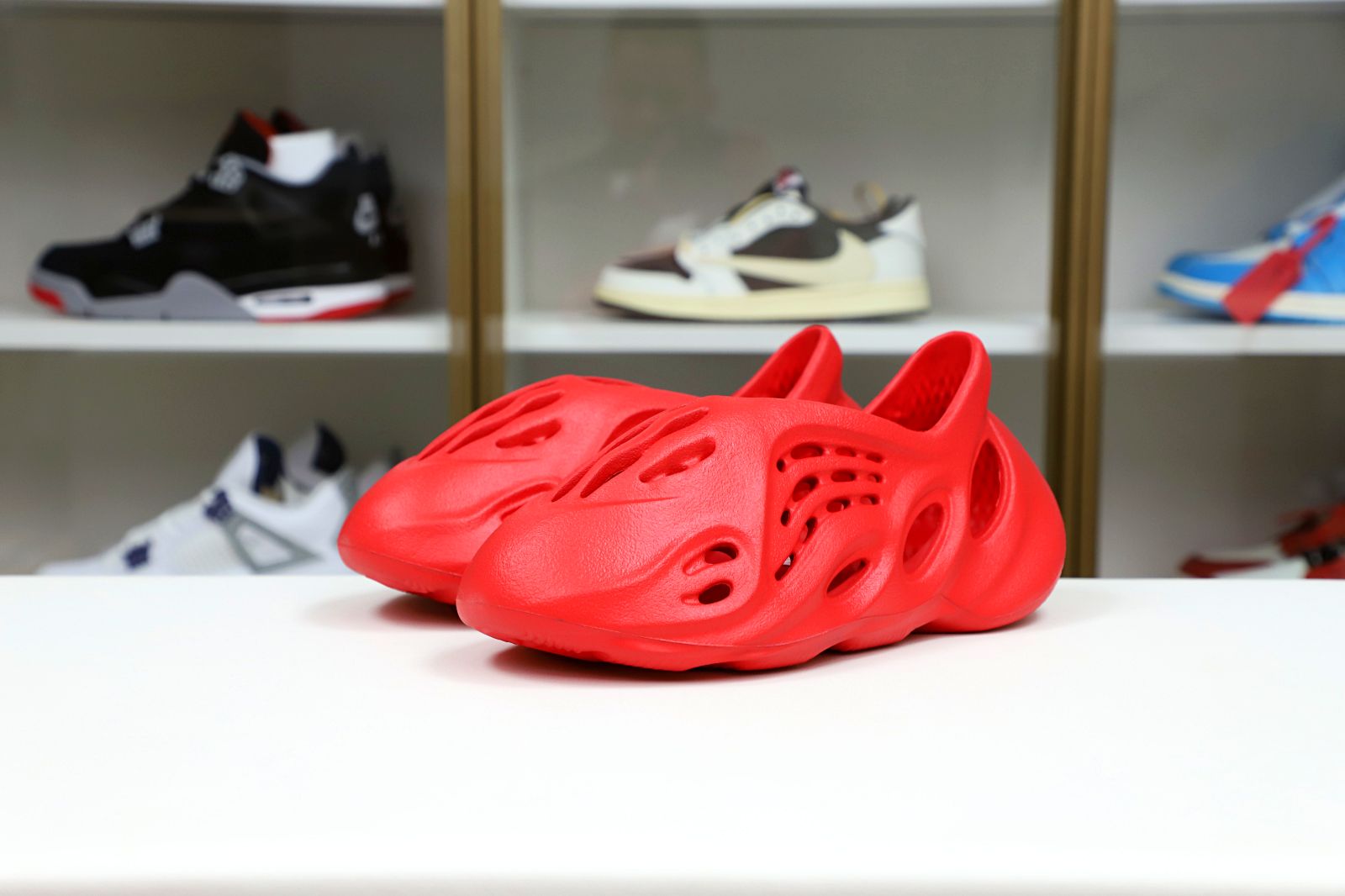 YEEZY FOAM RUNNER 'VERMILION' - finekick.vip