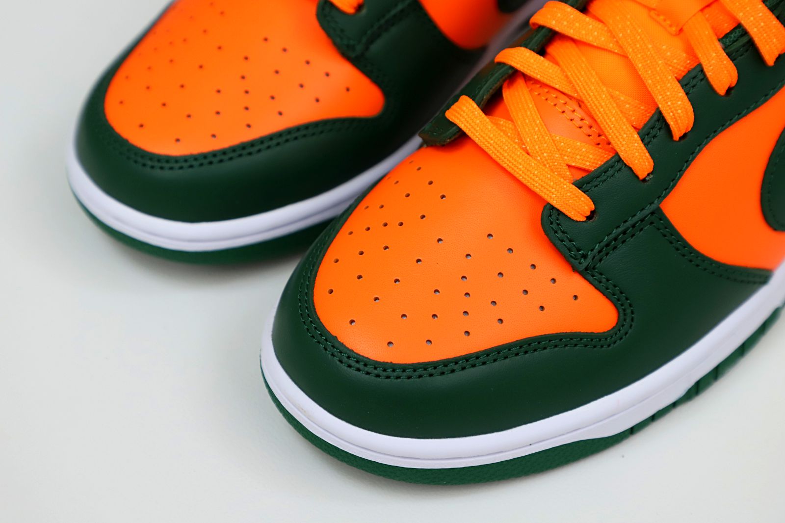 NIKE DUNK RETRO MINAMI HURRICANES - finekick.vip
