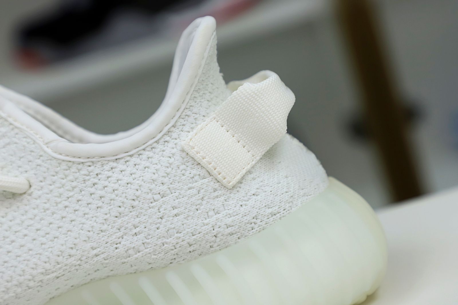YEEZY BOOST 350 V2 'CREAM WHITE / TRIPLE WHITE' - finekick.vip
