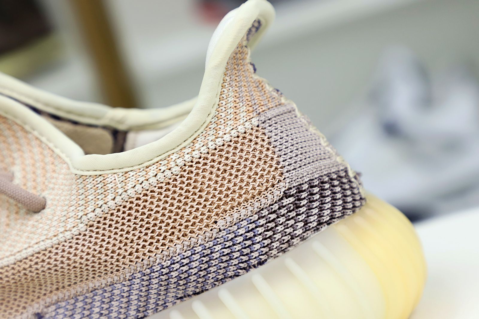 YEEZY BOOST 350 V2 'ASH PEARL' - finekick.vip