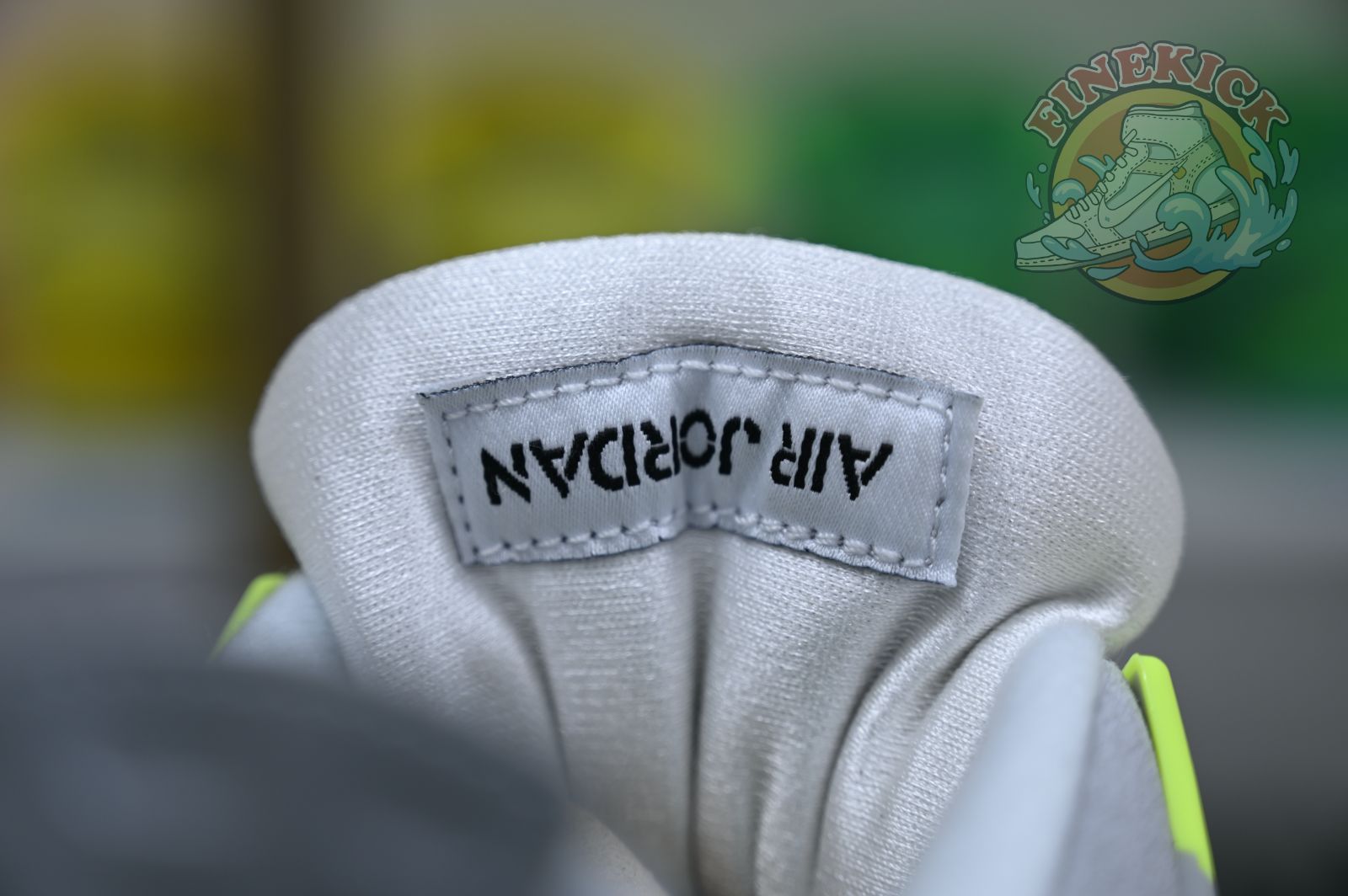 Air Jordan 4 retro se'95neon - finekick.vip