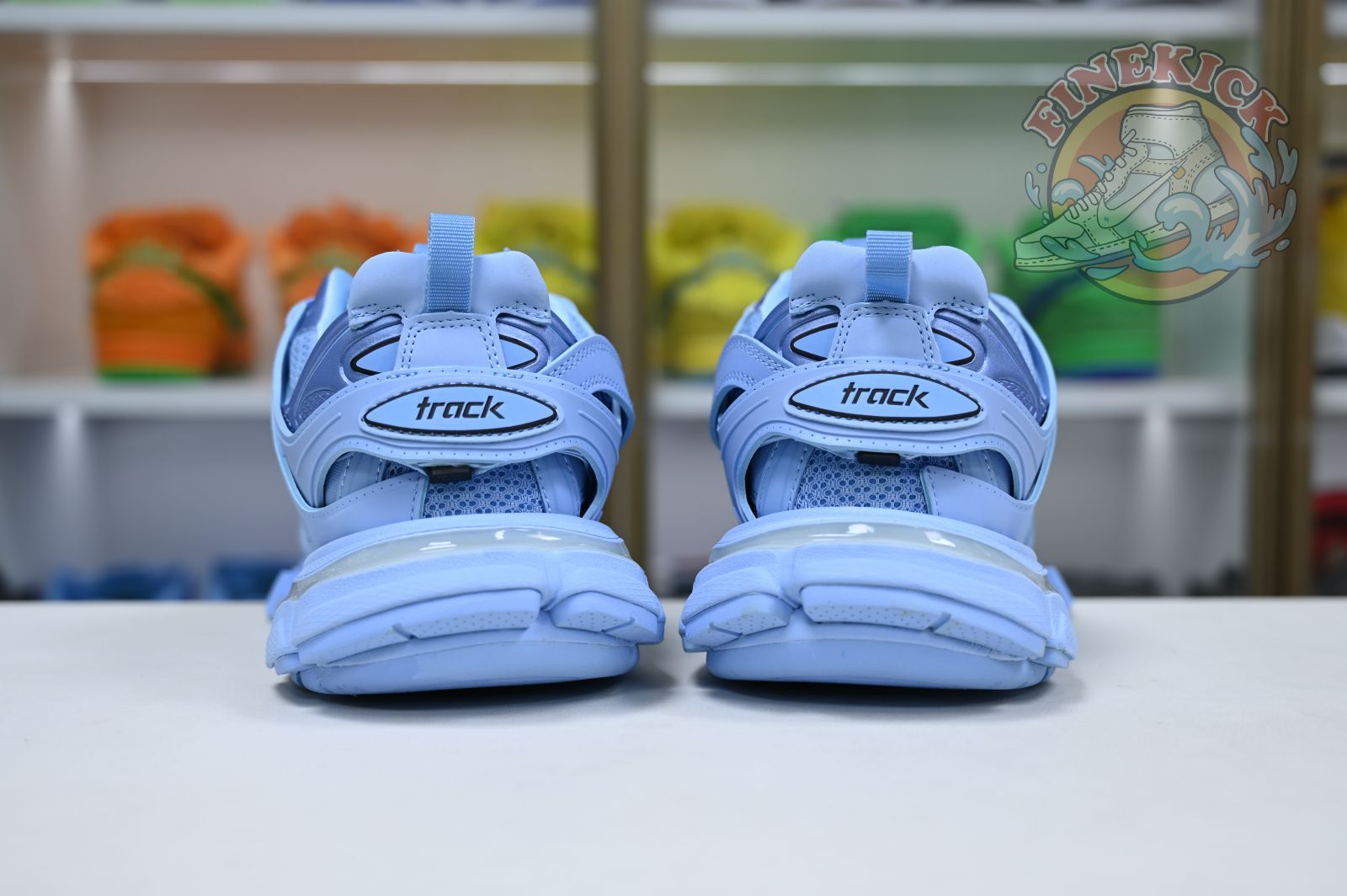 Balenciaga BLGA  Track(LED) - finekick.vip