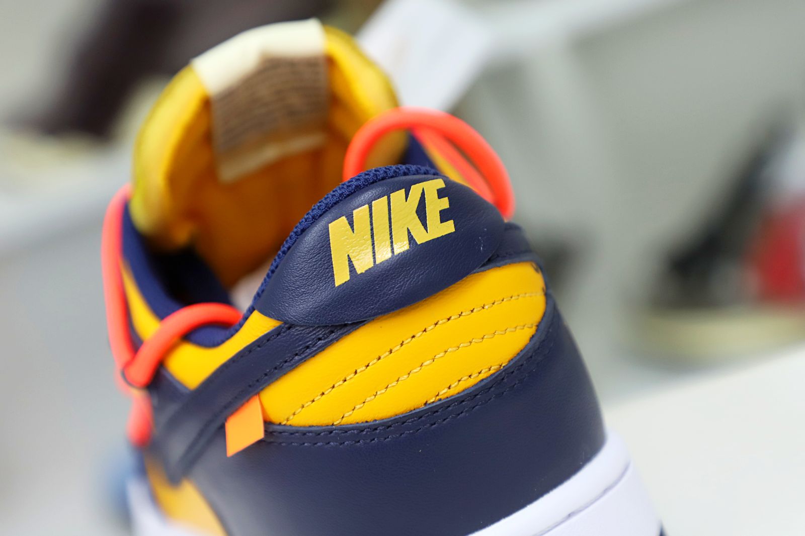 OFF-WHITE X DUNK LOW 'UNIVERSITY GOLD' - finekick.vip