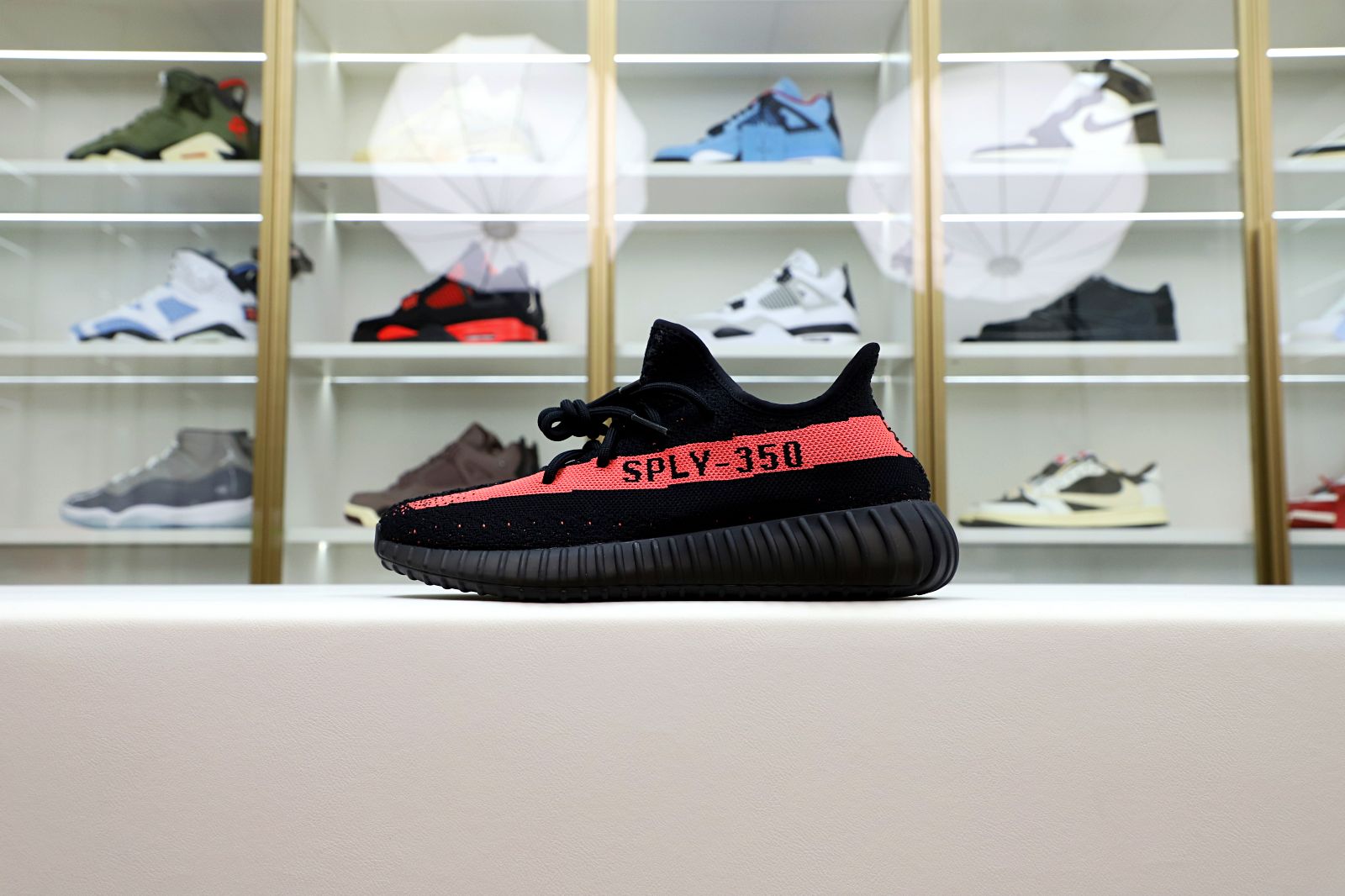 YEEZY BOOST 350 V2 'RED' - finekick.vip
