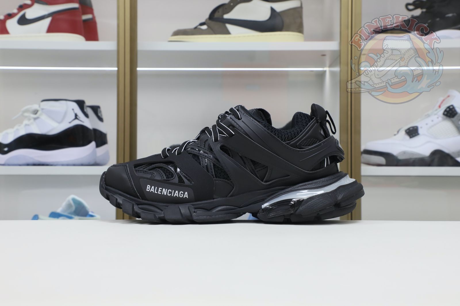 Balenciaga BLGA  Track(LED) - finekick.vip