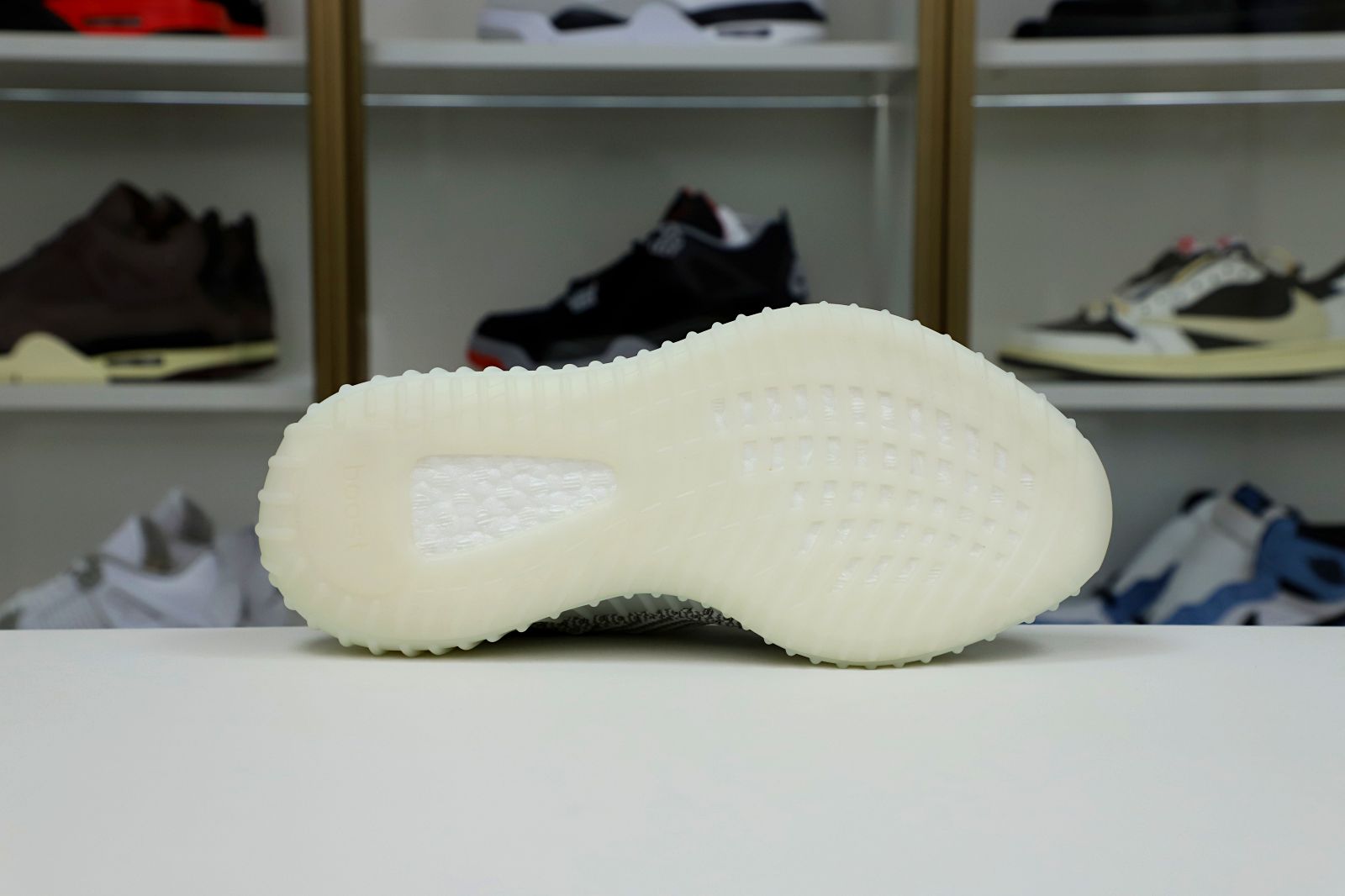 YEEZY BOOST 350 V2 'STATIC NON- - finekick.vip