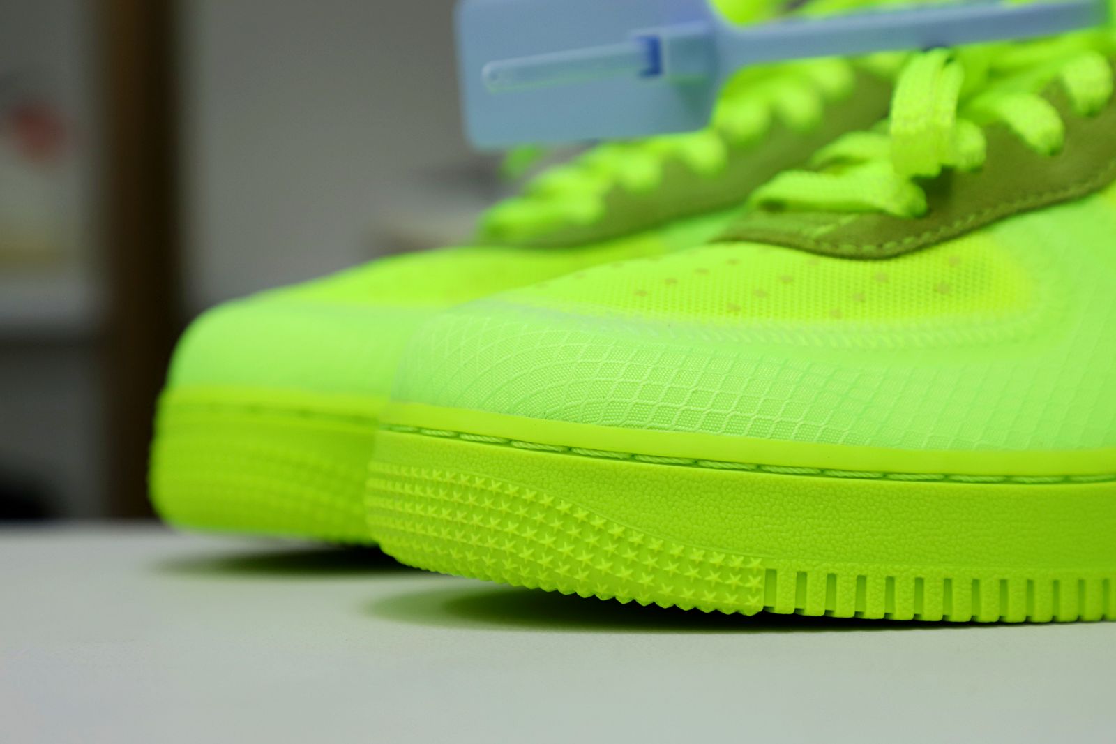 OFF-WHITE X AIR FORCE 1 LOW 'VOLT' - finekick.vip