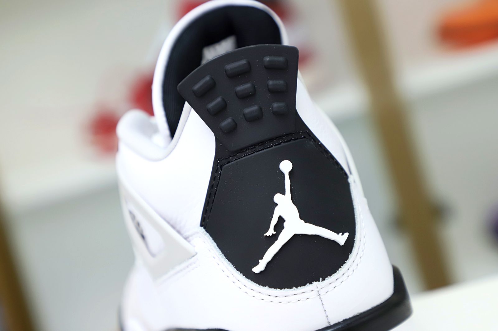 AIR JORDAN 4 MILITARY BLACK - finekick.vip