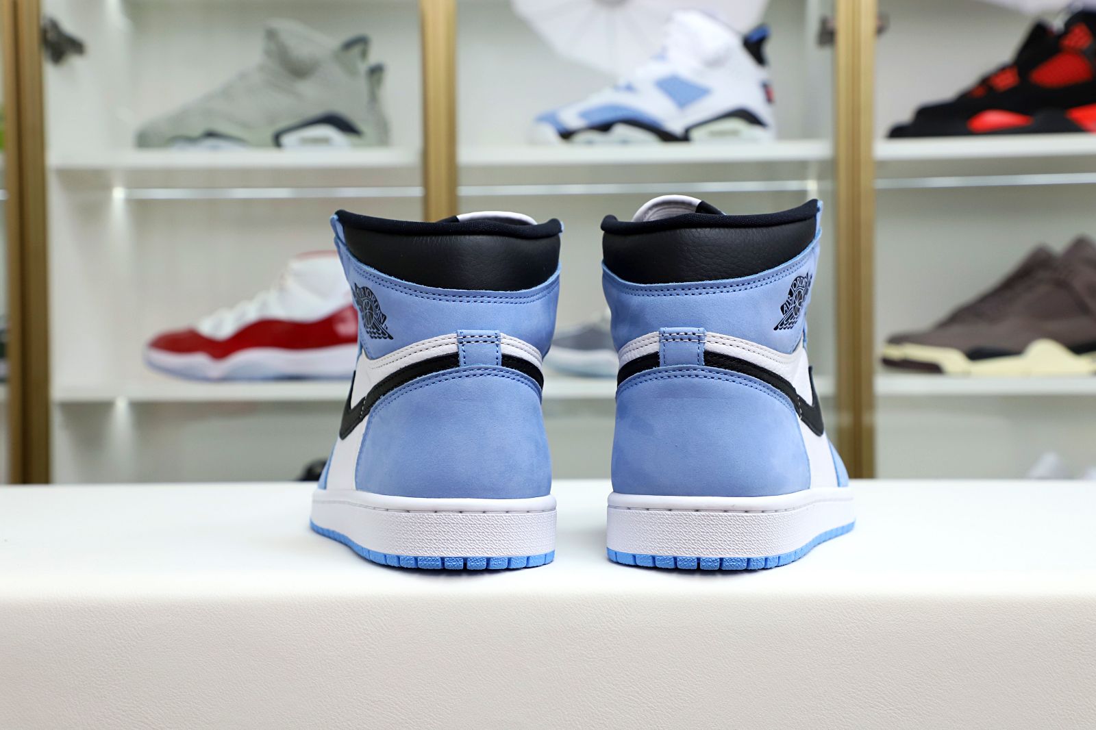 AIR JORDAN 1 RETRO HIGH OG 'UNIVERSITY - finekick.vip
