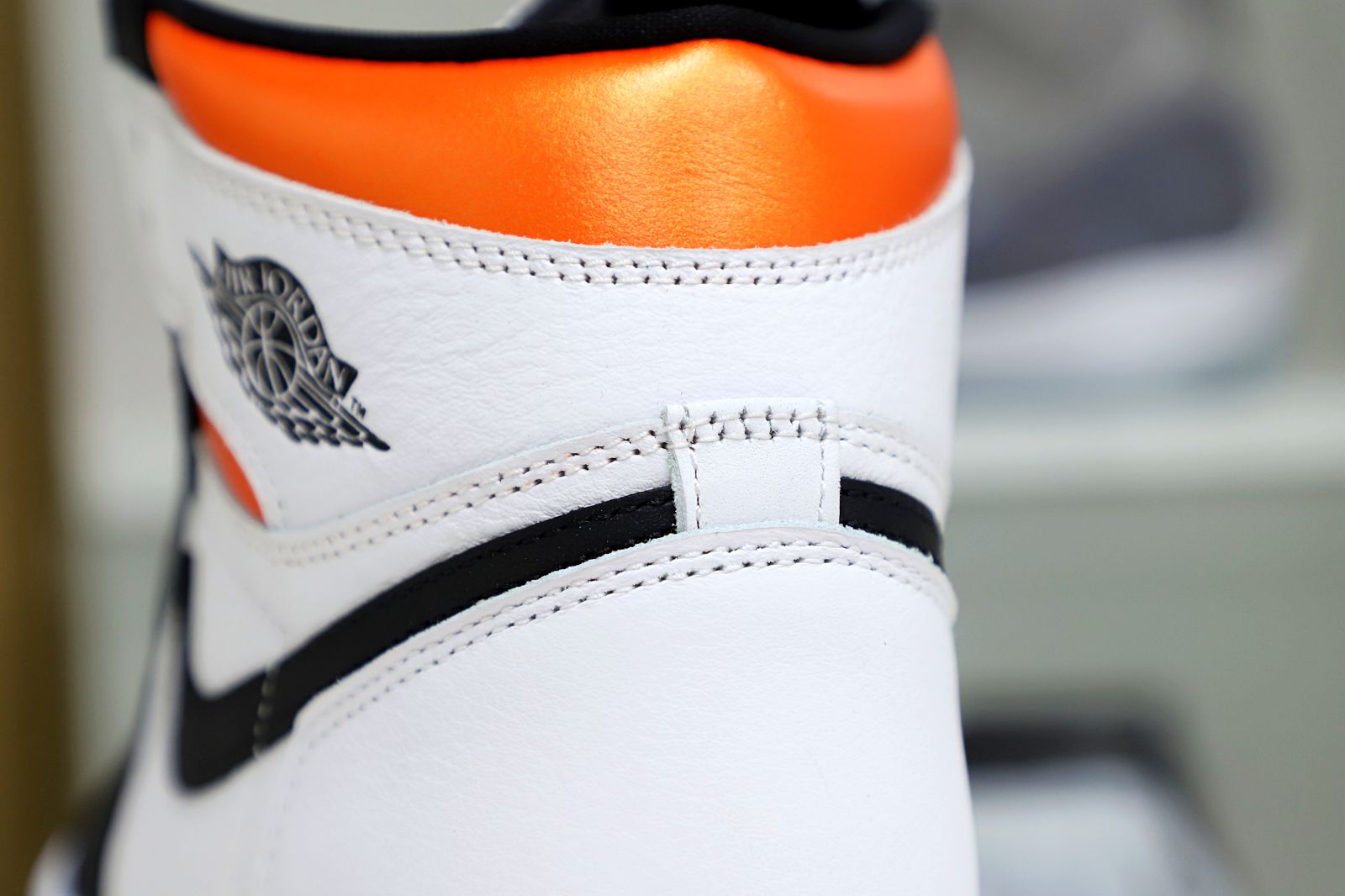 Air Jordan 1 Retro High OG Electro Orange' - finekick.vip