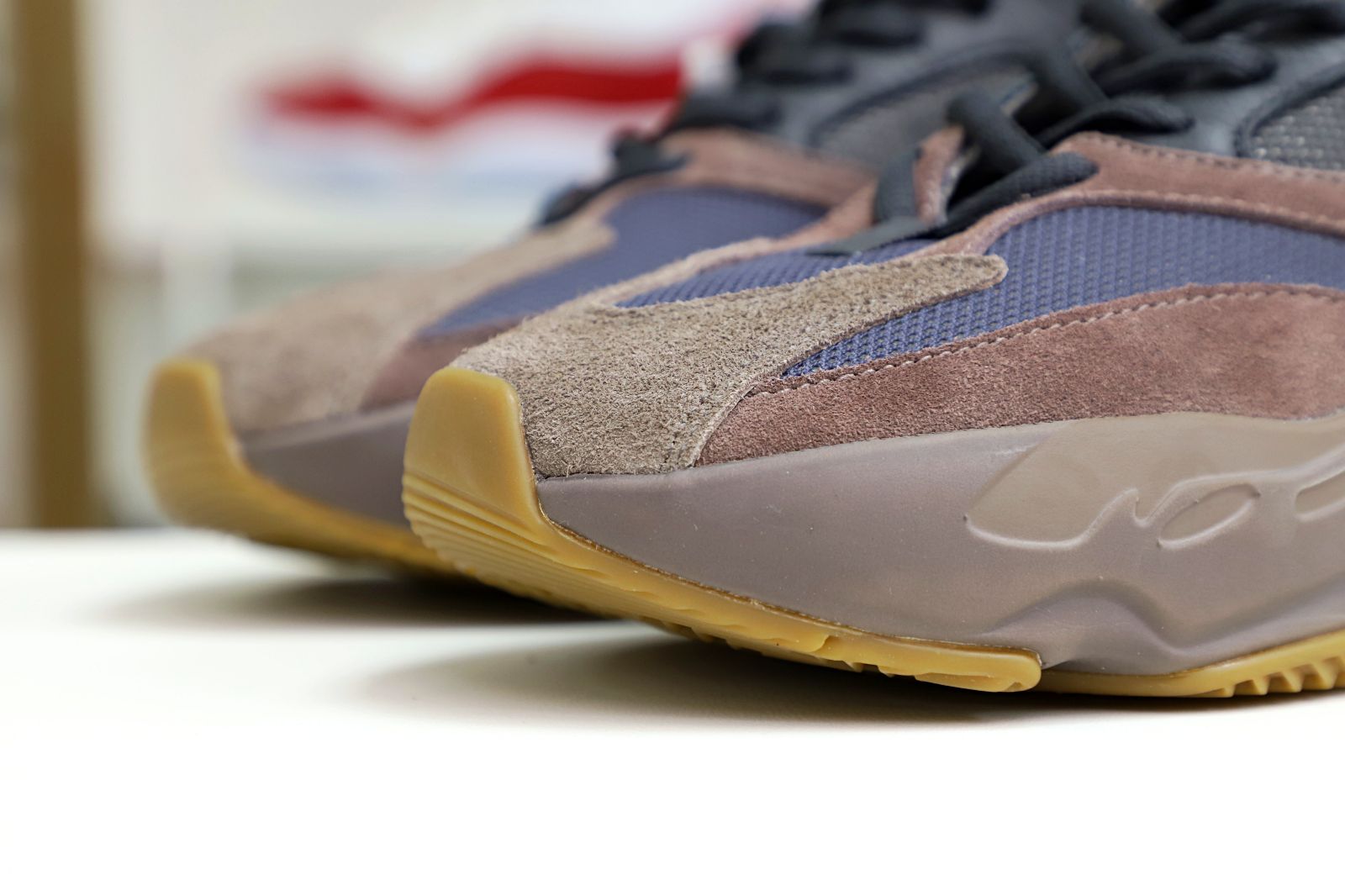 YEEZY BOOST 700 'MAUVE' - finekick.vip