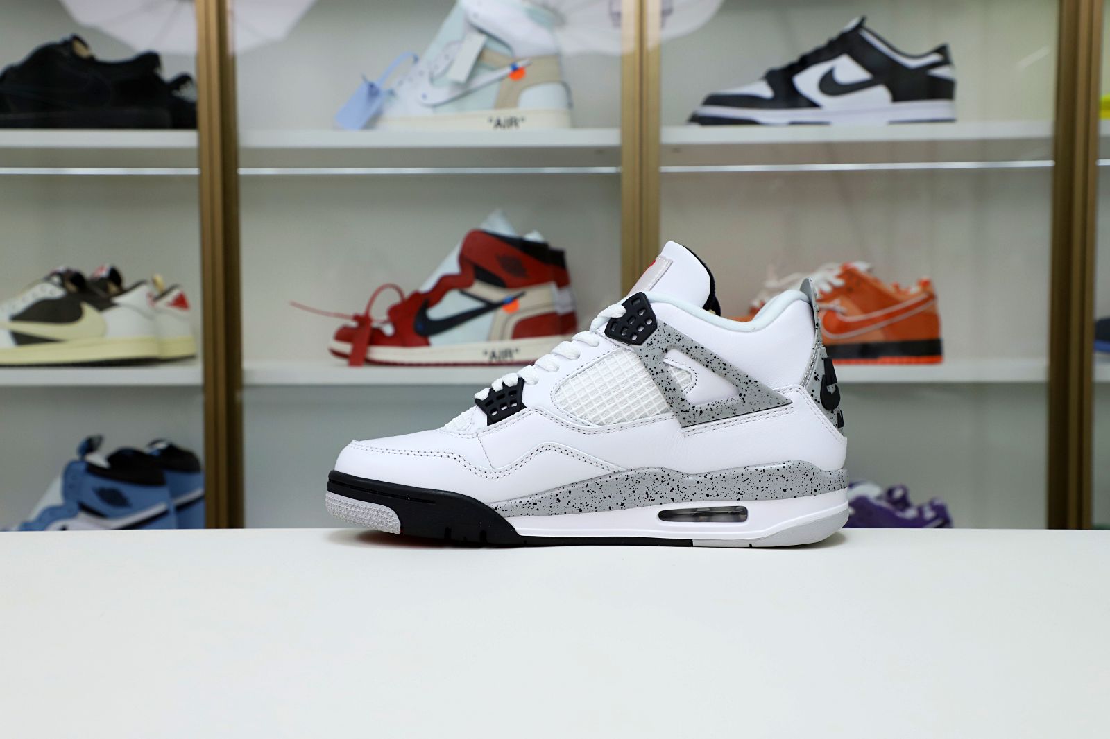 Air Jordan 4 Retro White Cement - finekick.vip