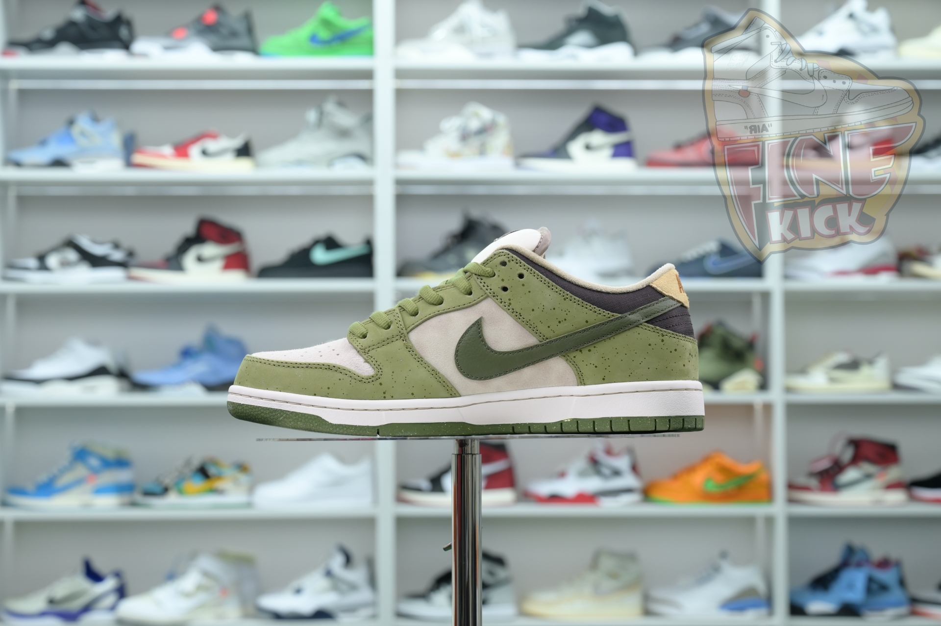 Yuto Horigome x Nike Dunk SB Asparagus - finekick.vip