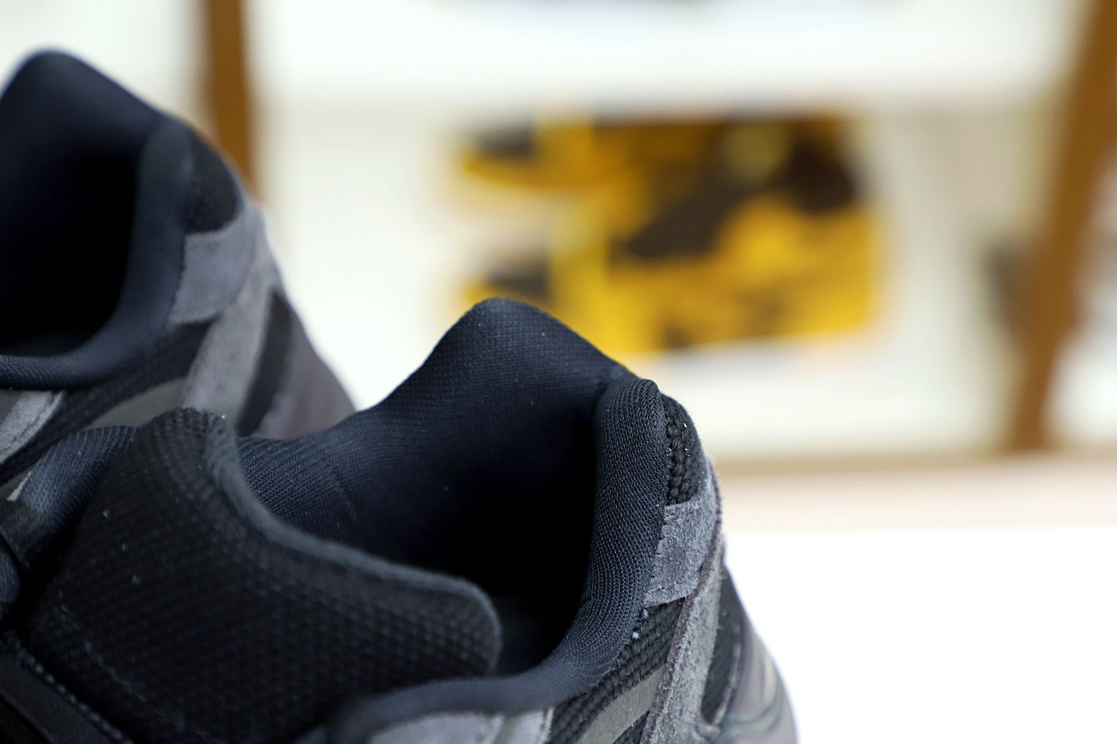 Yeezy Boost 700 V2 Vanta 2019 - finekick.vip