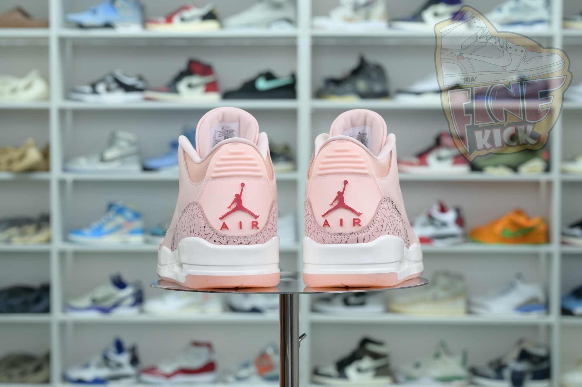 Air Jordan 3 Valentine's Day - finekick.vip