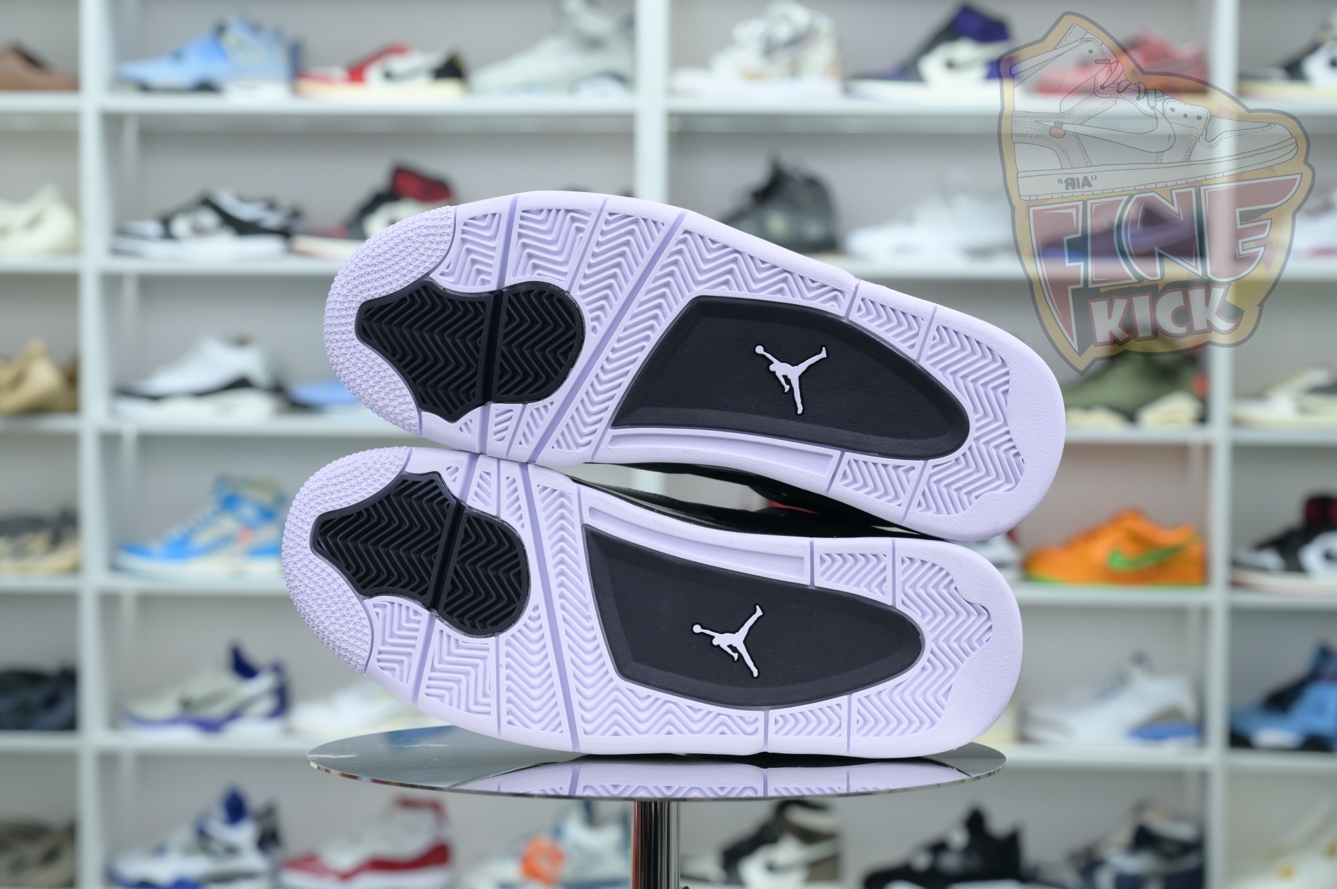 Air Jordan 4
