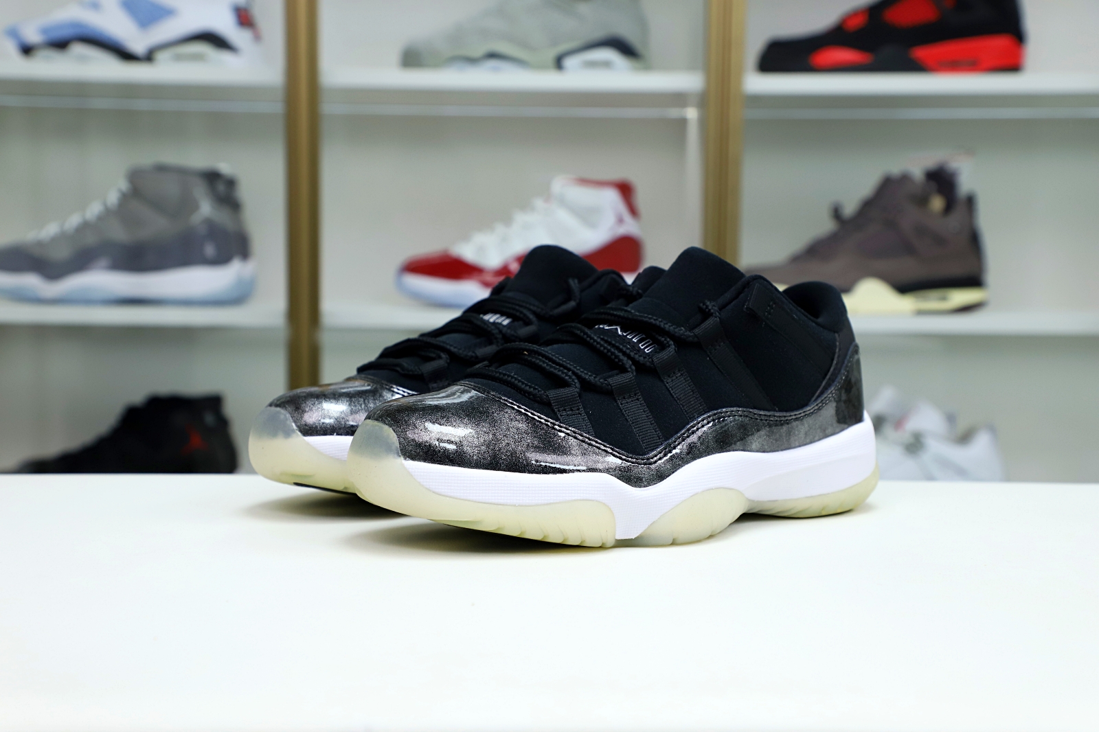 Air Jordan 11 retro low barons - finekick.vip