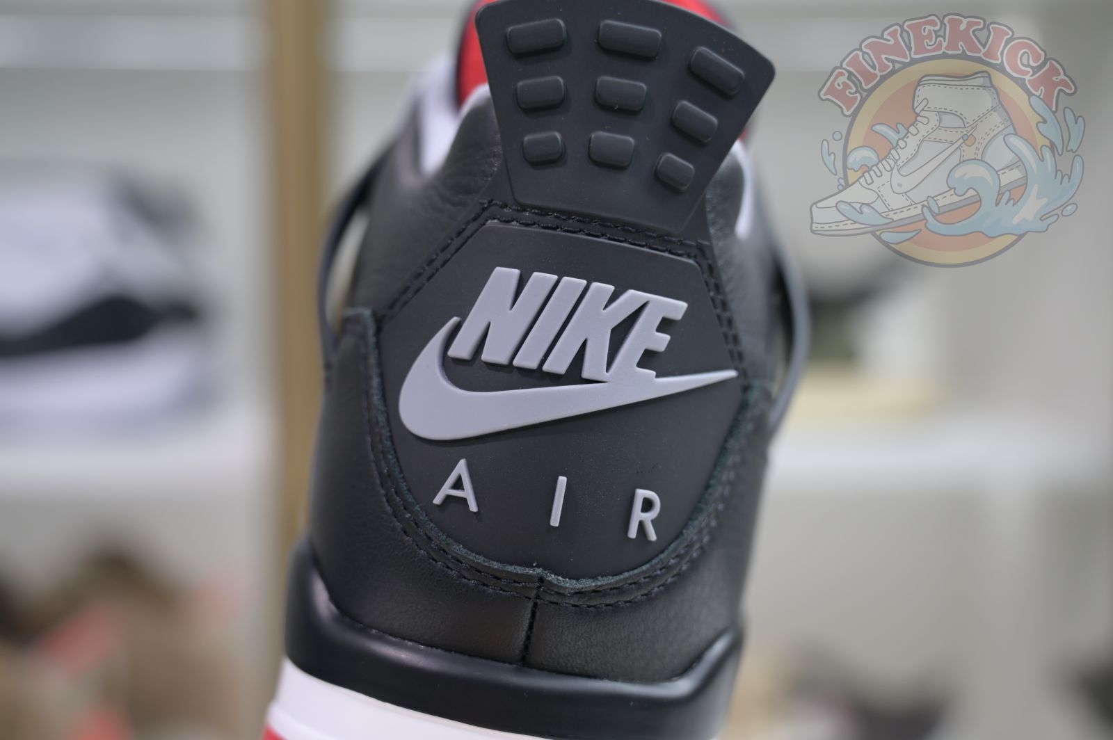 Air Jordan 4