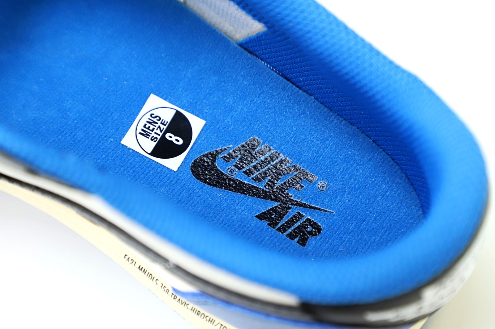 FRAGMENT DESIGN X TRAVIS SCOTT X AIR JORDAN 1 LOW - finekick.vip